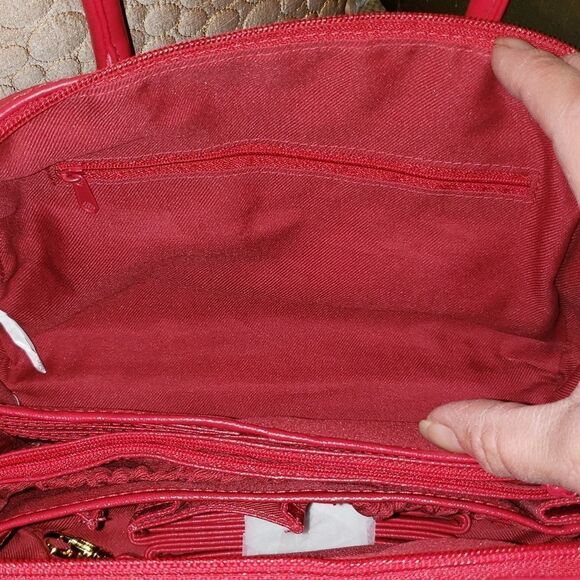 Avon Red Handbag with Shoulder Strap - Picture 4 of 16